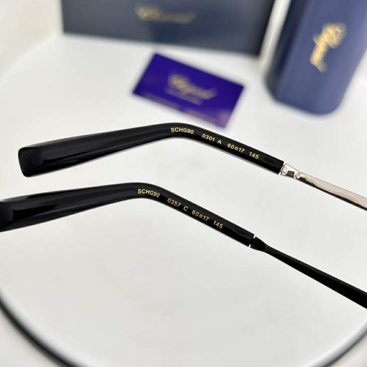Picture of Chopard Sunglasses _SKUfw73523391fw